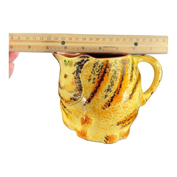 Molde Whimsical Ceramic Yellow Cat Large Pitcher Carafe Made In Portugal Ceramic - Picture 8 of 16